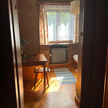 Dom Pod Cuplikiem Zawoja