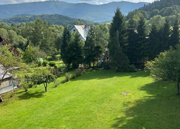 Dom Pod Cuplikiem בית הארחה 3*